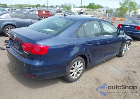 2013 Volkswagen Jetta 2.5L Se z USA, uszkodzony, nr VIN 3VWDP7AJ7DM385781